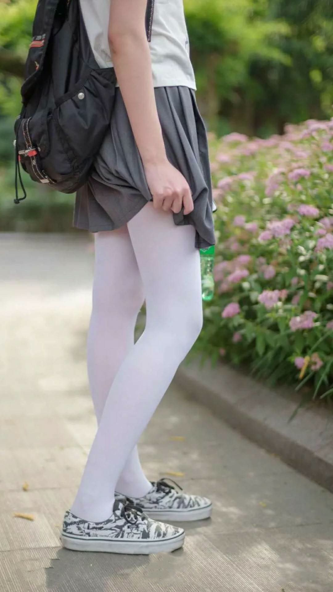 爱游戏综合娱乐-DWG夺冠之路稳步推进，dwg夺冠阵容