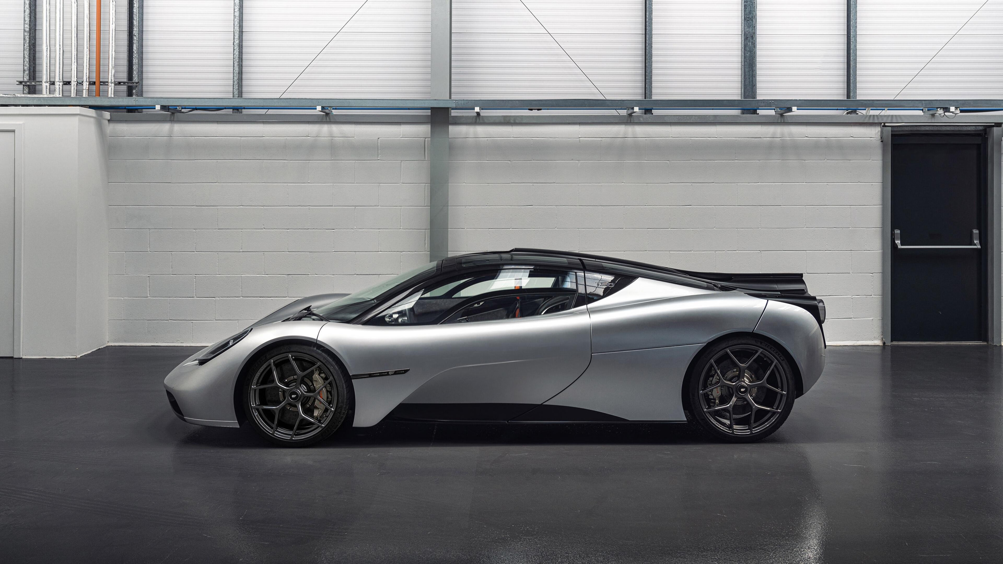 AYX GAME-“简阳文体中心迎接2025世界运动会，精彩运动开幕”