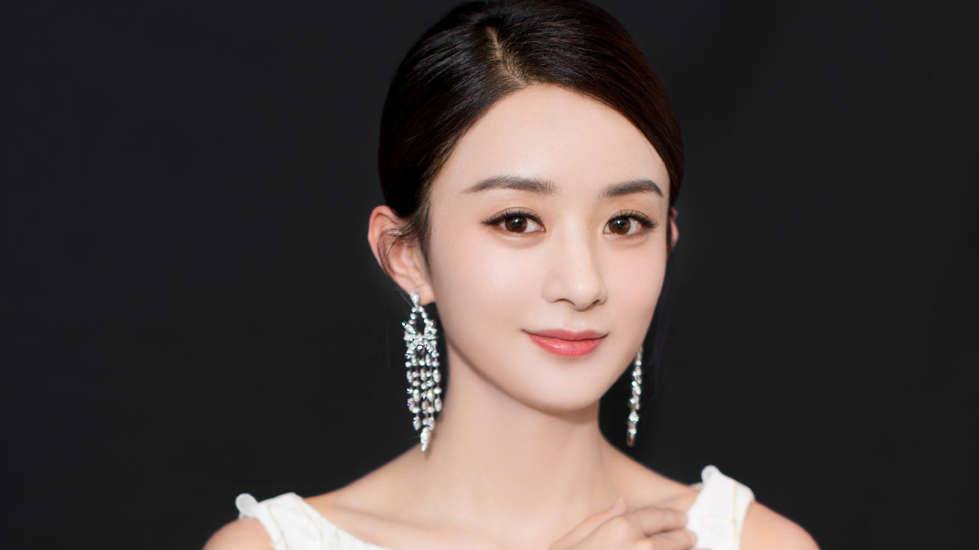 爱游戏app-乌克兰女篮在欧洲锦标赛中拼搏争金，期待佳绩