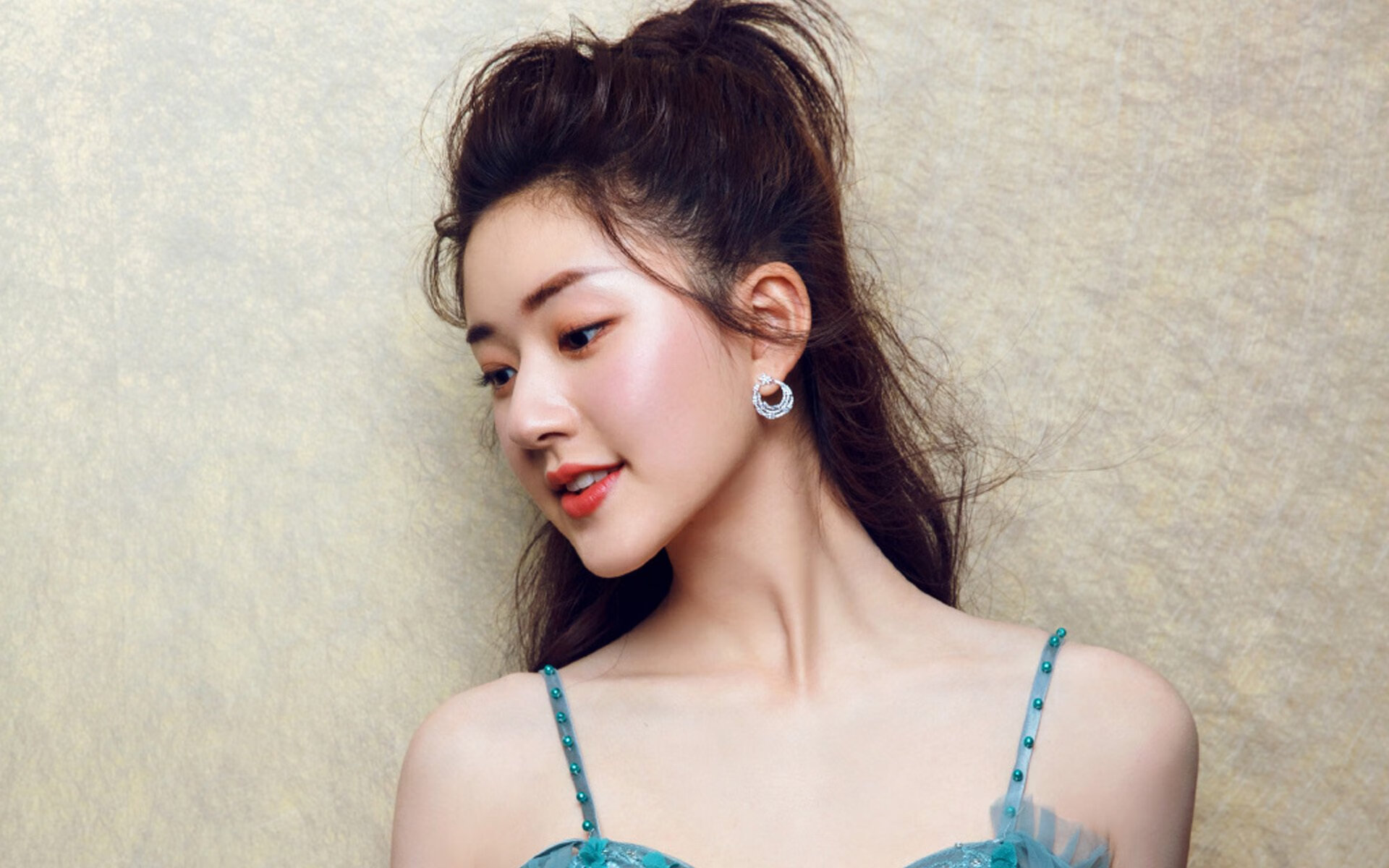 爱游戏官网-捷克女篮在欧洲锦标赛中不断突破，赢得关注